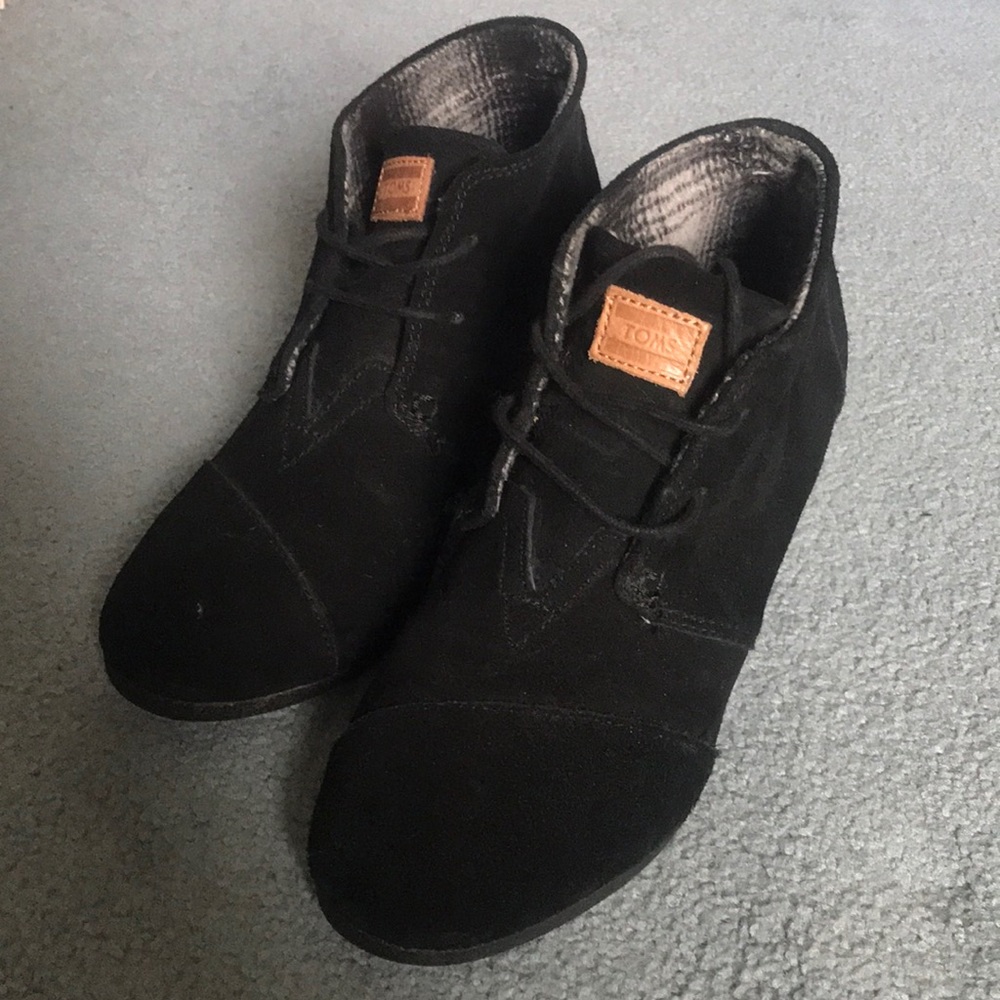 Toms Black Suede Wedge
